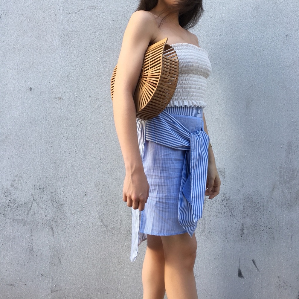 Asymmetrical Striped Sleeve Tie-Waist Skirt in Blue & White Button Down Small